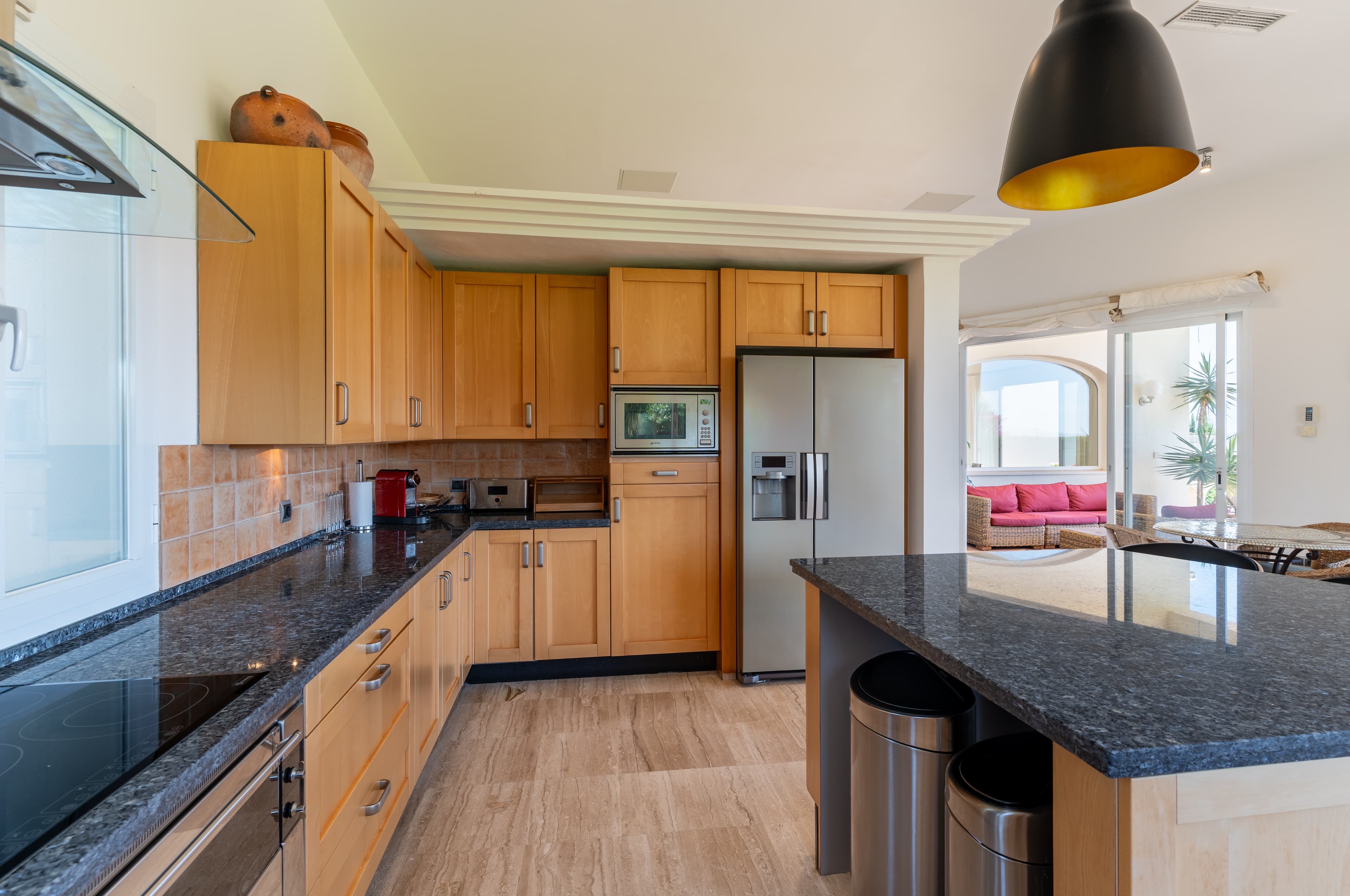 Outdoor entertaining area