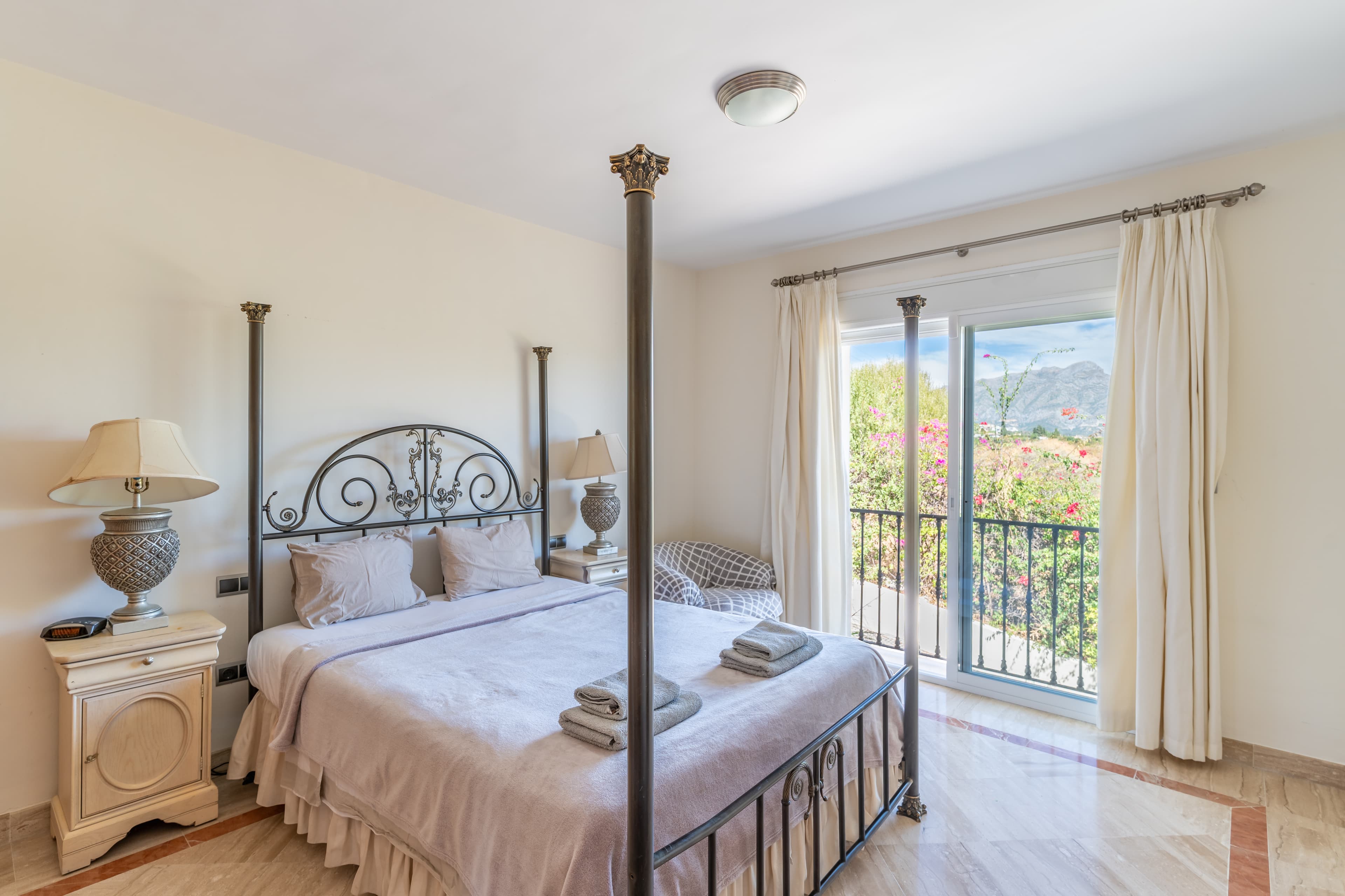 Bedroom with terrace access